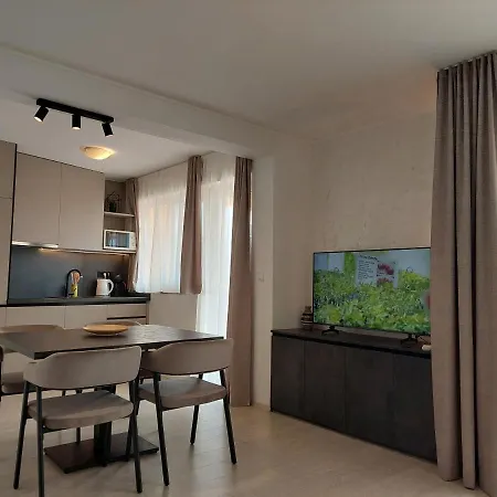 Basioli Apartment *